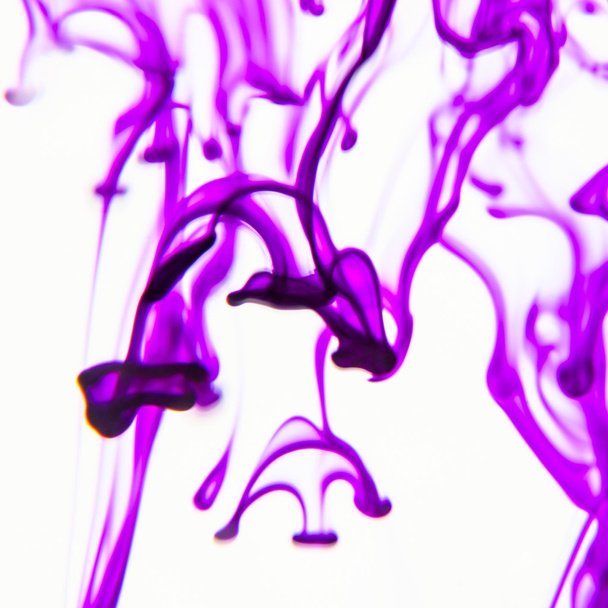 紫の液体水の - 写真・画像