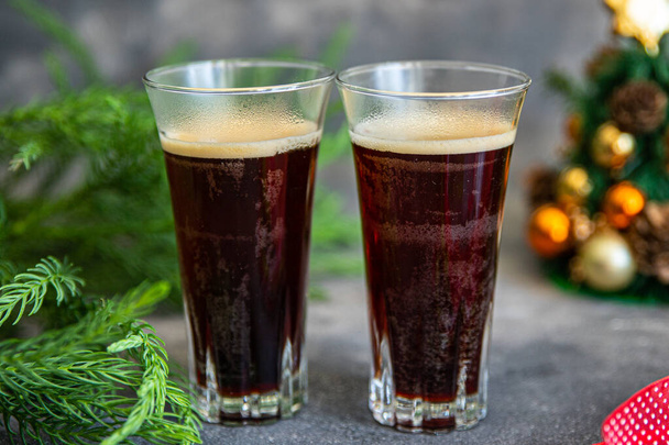 Χριστούγεννα ζεστό γλυκό ποτό καφέ cocktail κακάο, Πρωτοχρονιά γλυκό γεύμα διακοπών σνακ τροφίμων στο τραπέζι αντίγραφο χώρο τροφίμων φόντο - Φωτογραφία, εικόνα