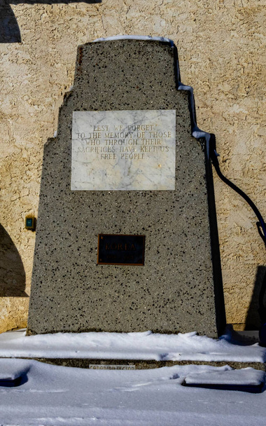 Cenotafio en la Legión, Acme, Alberta, Canadá - Foto, Imagen