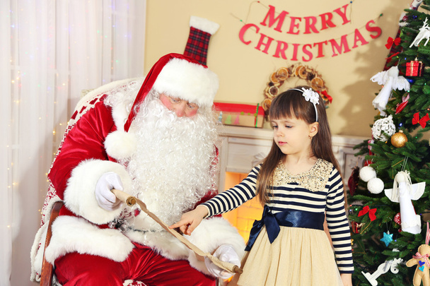 Santa Claus with little girl - Foto, Imagem