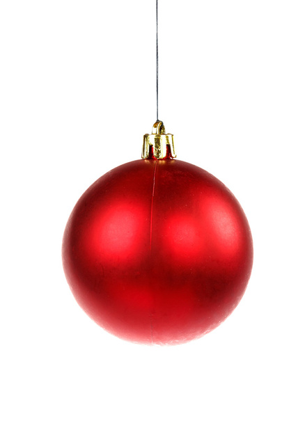 jeden červený kulatý ozdoba na vánoční stromeček - Fotografie, Obrázek