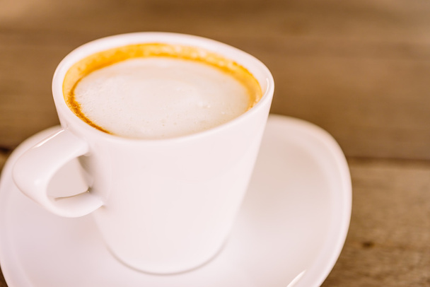 чашка кави латте
 - Фото, зображення