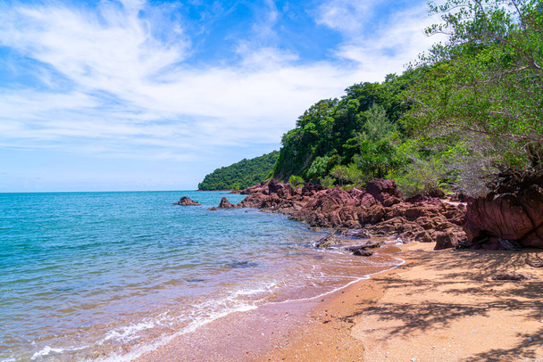 The Pink Coast or Lan Him Chomphu with sea background at Chanthaburi in Thailand - 写真・画像