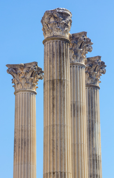 Rzymskie kolumny II wieku przed Chrystusem w Kordoba, Sp - Zdjęcie, obraz