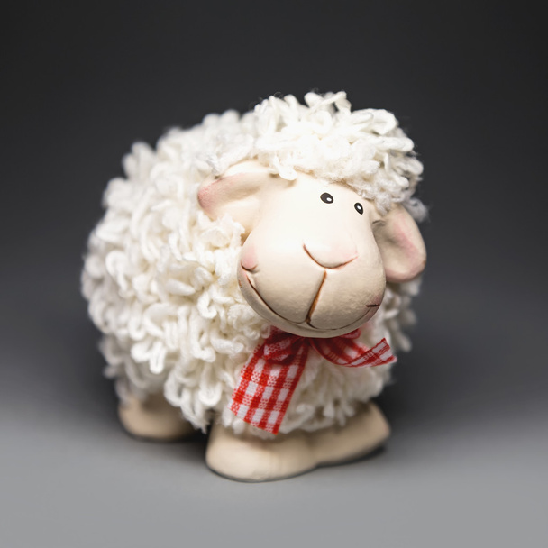 羊シンボル 2015 年 - 写真・画像
