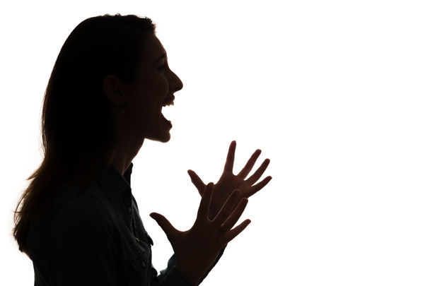 Perfil de mujer gritando en silueta
 - Foto, Imagen