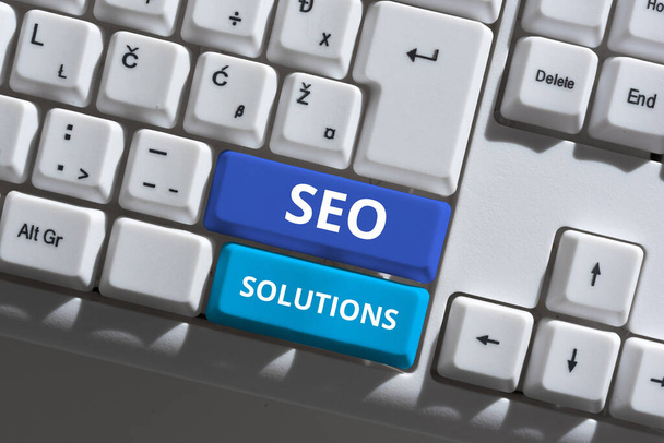Inspiration montrant signe Seo Solutions, Internet Concept Search Engine Résultat Page Augmenter les visiteurs par classement - Photo, image