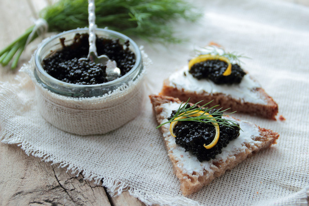Caviar negro
 - Foto, Imagen