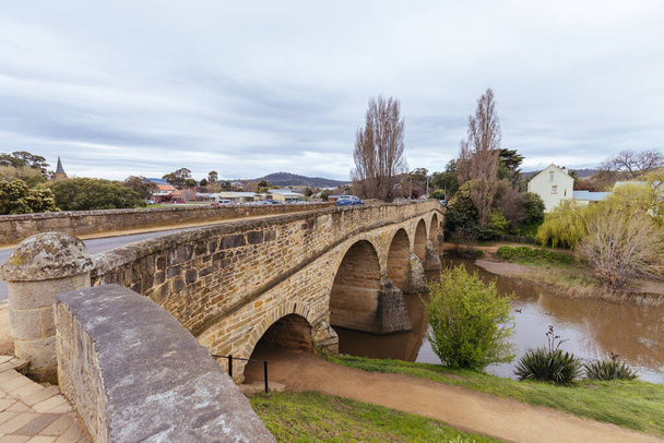 Ünlü mahkum, Hobart, Tazmanya, Avustralya yakınlarında Richmond 'da köprü inşa etti. - Fotoğraf, Görsel