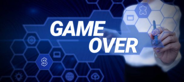 Szöveges jel mutatja Game Over, Concept jelentése A helyzet egy adott sport, hogy elérje a döntőbe, vagy befejezni - Fotó, kép