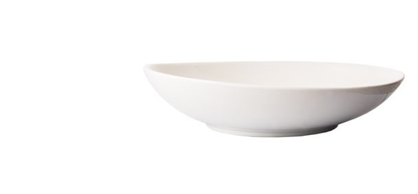 白い背景に空の白い楕円形のサラダ ボウル - 写真・画像