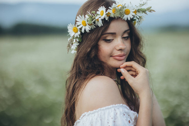 Beautiful woman. Bride portrait. Young beautiful bride in nature. High quality photo - 写真・画像