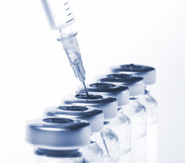 Vials and Syringe - Фото, зображення