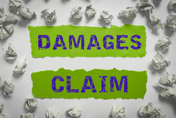 Tekstbord met schadeclaims, Business showcase Demand Compensation Litigate Insurance File Suit - Foto, afbeelding