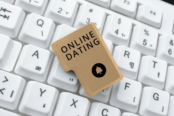 Handschriftlicher Text Online-Dating, Wort zum Suchen passender Beziehungen eDating Video-Chat - Foto, Bild