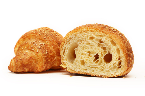 Croissant op witte achtergrond - Foto, afbeelding