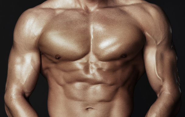 Cuerpo del hombre musculoso
 - Foto, Imagen
