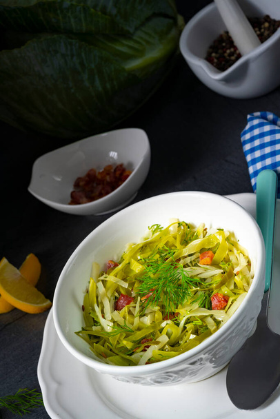 White cabbage with dill and diced bacon - Foto, Imagem