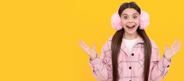 Surprise. Surprised child screaming yellow background. Surprise scream. Child face, horizontal poster, teenager girl isolated portrait, banner with copy space - Fotó, kép