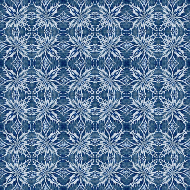 Indigo blue snow flake damask pattern background. Frosty painterly effect seamless backdrop. Festive cold holiday season wall paper tile - Photo, Image