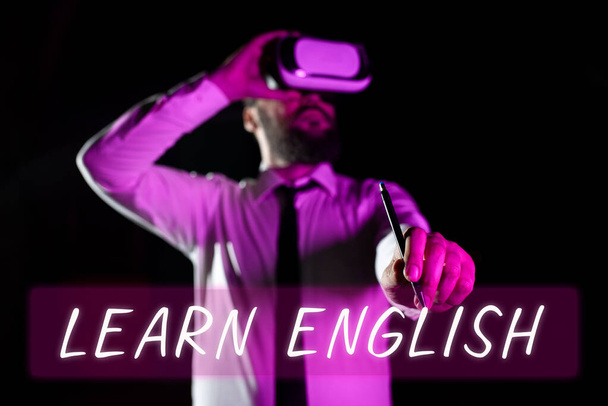 Letrero de texto que muestra Aprender Inglés, Idea de negocio Lenguaje universal Comunicación y comprensión fáciles - Foto, imagen