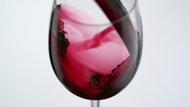Vörös bort öntenek üveg nagy sebességű felvételkészítés - Felvétel, videó