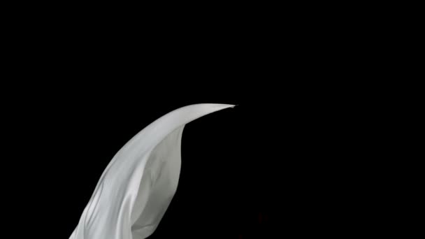 Proudící bílý ubrus - Záběry, video