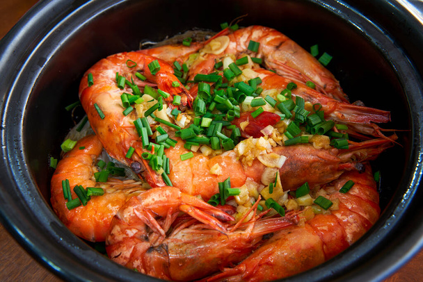A pot of delicious and sweet garlic shrimp - Photo, Image