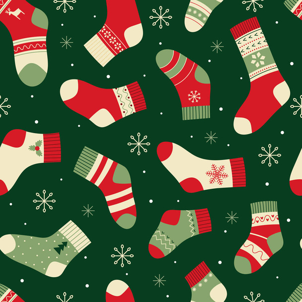 Seamless pattern with bright Christmas socks on a green background. Vector illustration for packaging, wrapping paper, testicle, fabric - Διάνυσμα, εικόνα