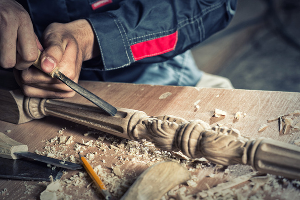 Carpenter  that work with cutter - Foto, immagini