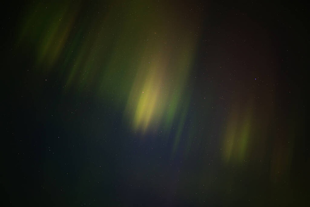 Aurora boealis am Nachthimmel in Nordschweden . - Foto, Bild