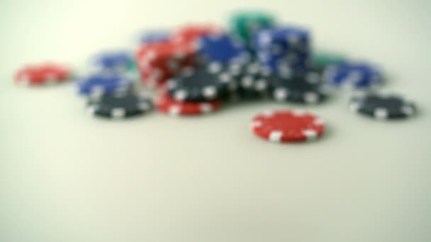Házení kostkou před kasinové žetony střelba - Záběry, video