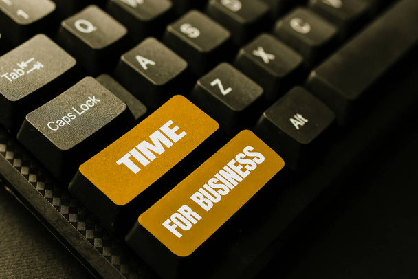 Inspiration montrant le signe Time For Business, Concept signifiant réaliser les transactions dans le délai promis à un client - Photo, image