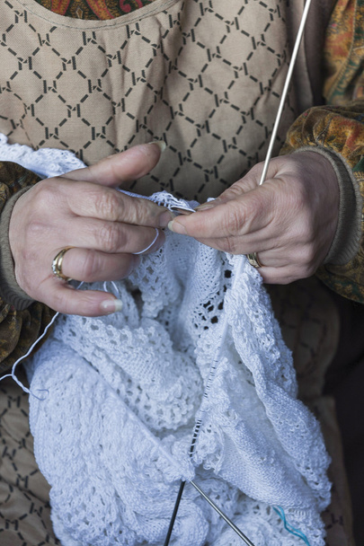 Knitting workwoman - Zdjęcie, obraz