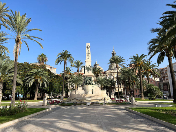 Monumento aos heróis de Santiago de Cuba e Cavite em Cartagena, Espanha - Foto, Imagem