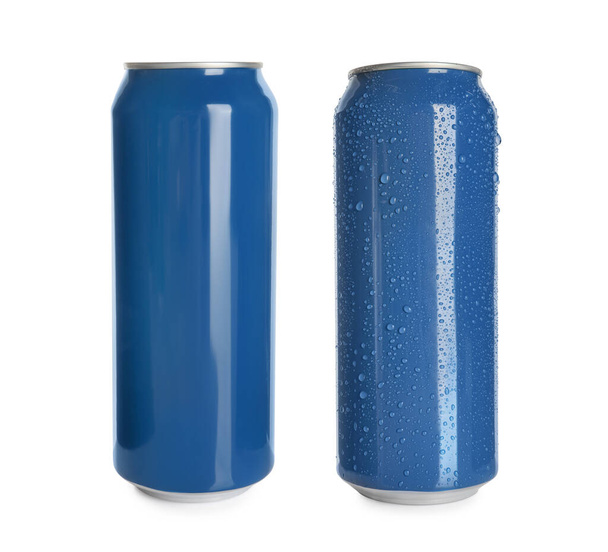 Aluminum drink cans, one with water drops on white background - Foto, immagini
