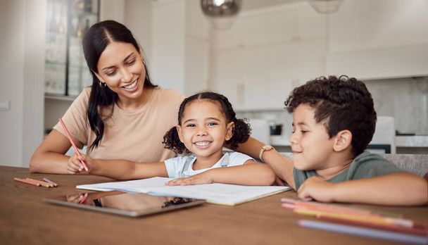 Family, children and education with a girl, boy and mother doing homework or learning at a dining room table of the home. Kids, love and school with a woman teaching her daughter and son in a house. - Foto, Imagem