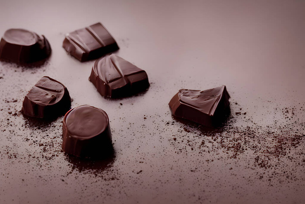 chocolat, un aliment sucré à base de cacao et de lait, collation délicieuse - Photo, image