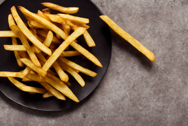 french fries, popular fast food item, fatty meal - Fotoğraf, Görsel
