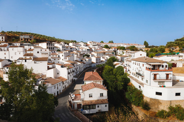 setenil de las fronteras, Endülüs 'ün güzel küçük köyü, İspanya - Fotoğraf, Görsel