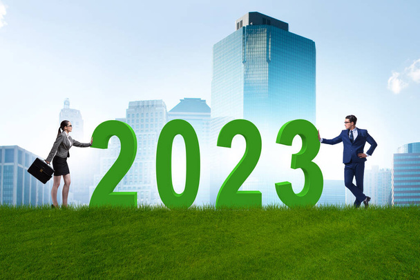Концепція нового 2023 року з діловими людьми
 - Фото, зображення