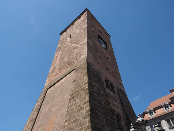 Weisser Turm traduction tour blanche à Nuernberg, Allemagne - Photo, image