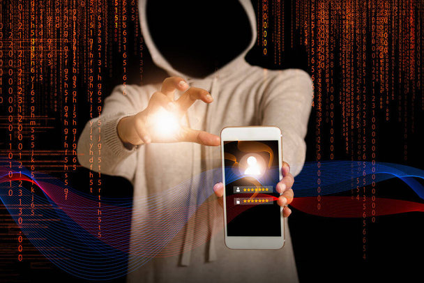 online hacker Najít osobní informace, finance, banky, inter-ibanking, hesla lidí přes Wi-Fi prostřednictvím on-line světa a mobilní telefony v budoucnu. - Fotografie, Obrázek