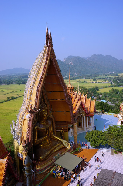travel at Wat Tham Sua or Tiger Cave Temple in Thailand - Foto, Imagen