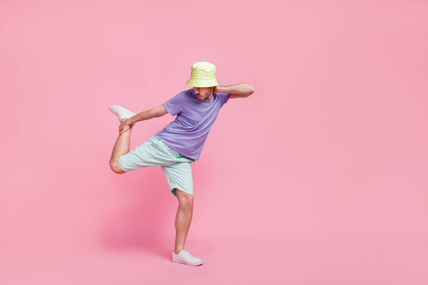 Full length photo of nice young man dancer breakdance hip hop celebrate success wear stylish blue look isolated on pink color background. - Zdjęcie, obraz