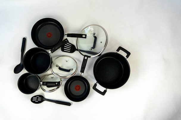 Sada hliníkového nádobí na kuchyňské lince, kovové nádobí, mexická latinská Amerika guadalajara - Fotografie, Obrázek