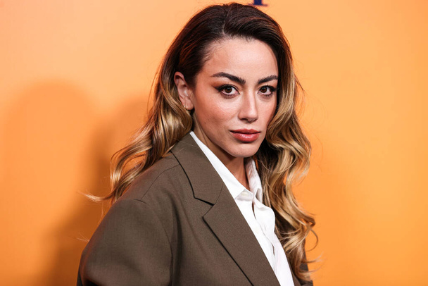 American actress and singer Chloe Bennet arrives at the Veuve Clicquot 250th Anniversary Solaire Culture Exhibition Opening held at 468 North Rodeo Drive on October 25, 2022 in Beverly Hills, Los Angeles, California, United States. - Φωτογραφία, εικόνα