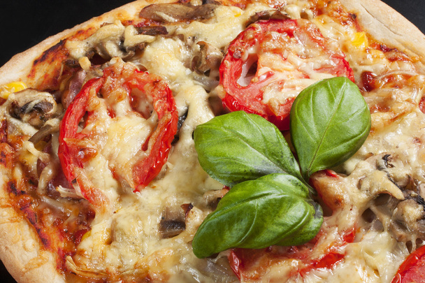 Pizza with tomatoes. - Photo, Image