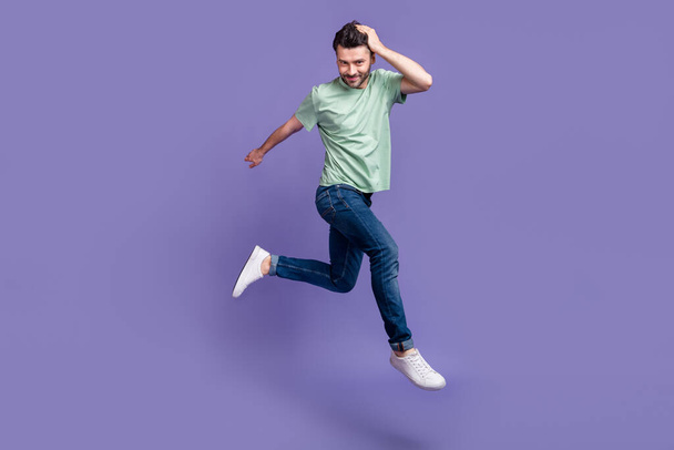 Full length photo of cheerful attractive virile man enjoy new hairdo dressed trendy clothes isolated on purple color background. - Foto, Imagem