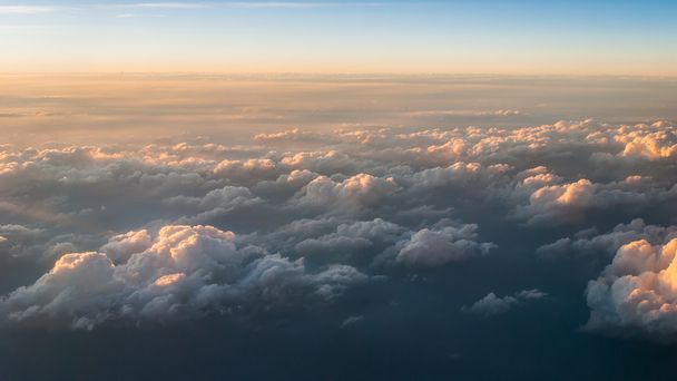 белое облако на вид сверху
 - Фото, изображение